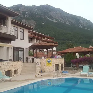  Otel Incilikonak